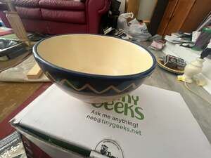 Pfaltzgraff Timbuktu Pattern Ceramic Serving Bowl